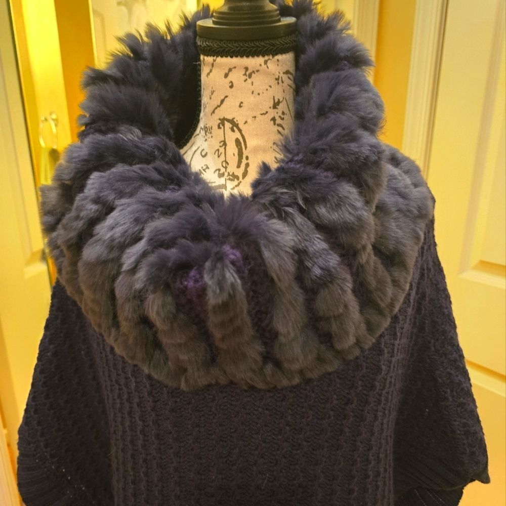 DOLCE CABO NAVY KNITTED PONCHO WITH FULL COLLAR